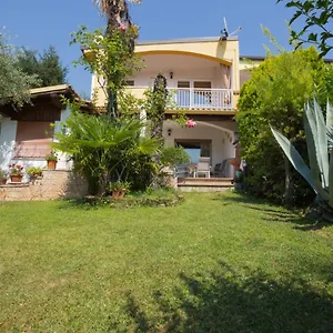 Formica , Bardolino Italien