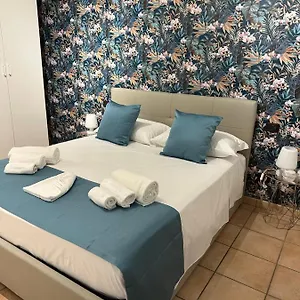 55 Family Apartament Bari