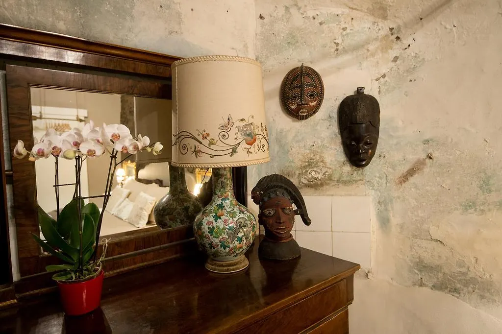 L'8 Boutique Design Apartments Bologna Italy