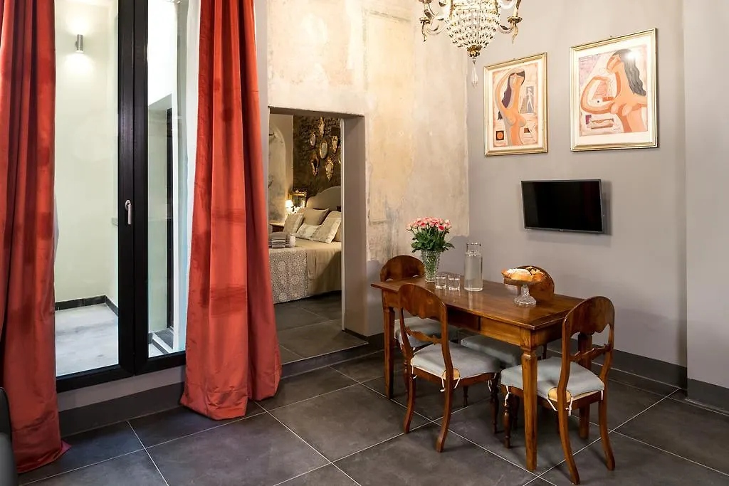 L'8 Boutique Design Apartments Bologna Italy