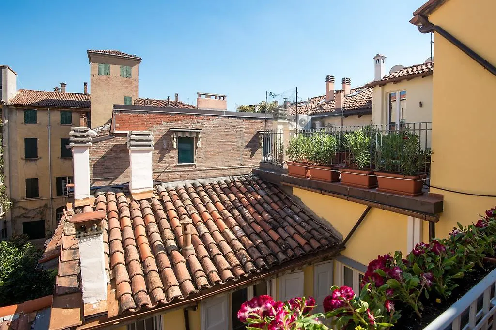 L'8 Boutique Design Apartments Bologna